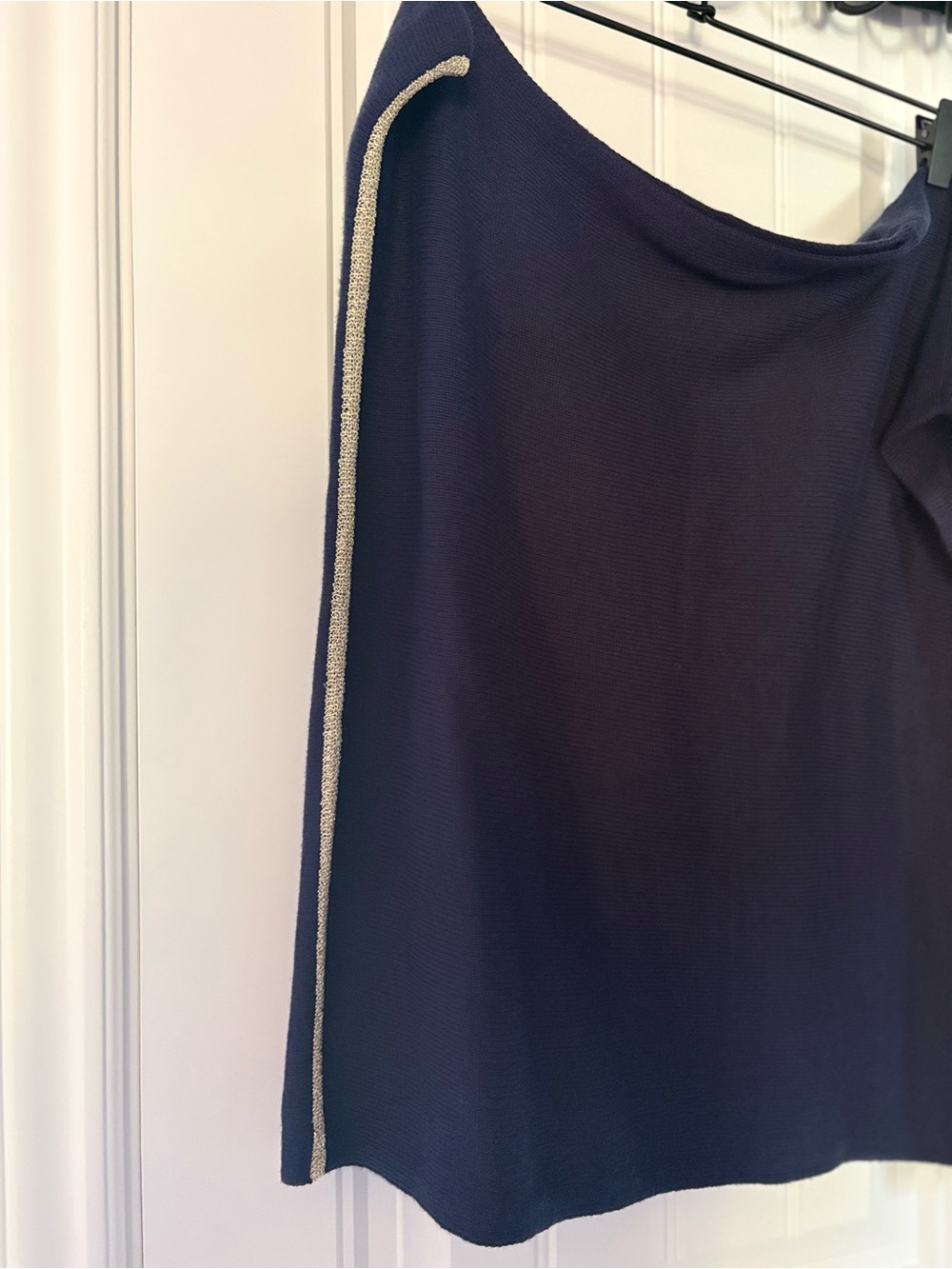 Lilly Pulitzer Navy Blue Metallic Trim Wrap Shawl - Picture 3 of 4